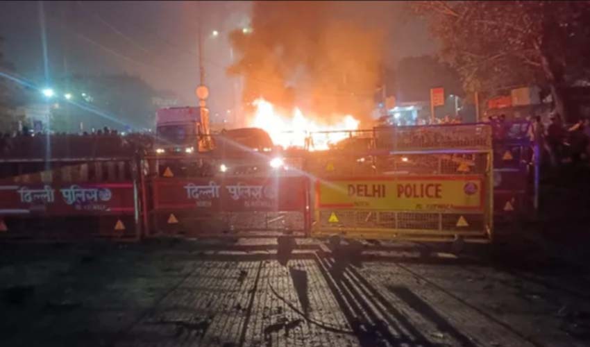 Today Delhi Bomb Blast News; 8 Dead, 6 Injured In Explosion In Car Near Delhi's Red Fort